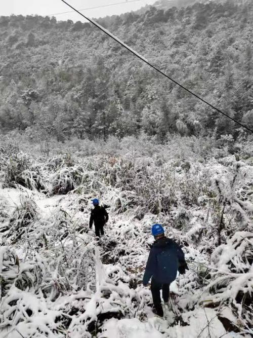 黄茅乡领导团队引领地方发展新征程